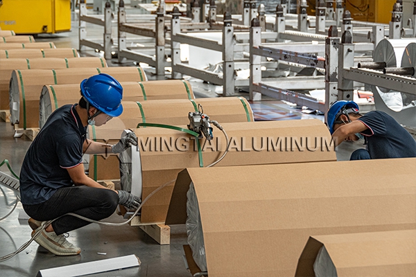 Customer purchases 22.5 tons of 3004 aluminum foil from China aluminum foil manufacturers