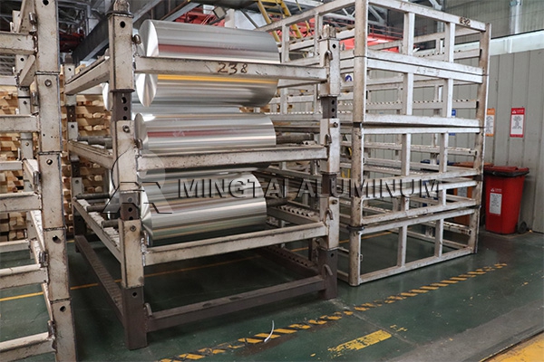 Top Trends in the Aluminium Foil Sheet Industry: Choosing the Right Supplier